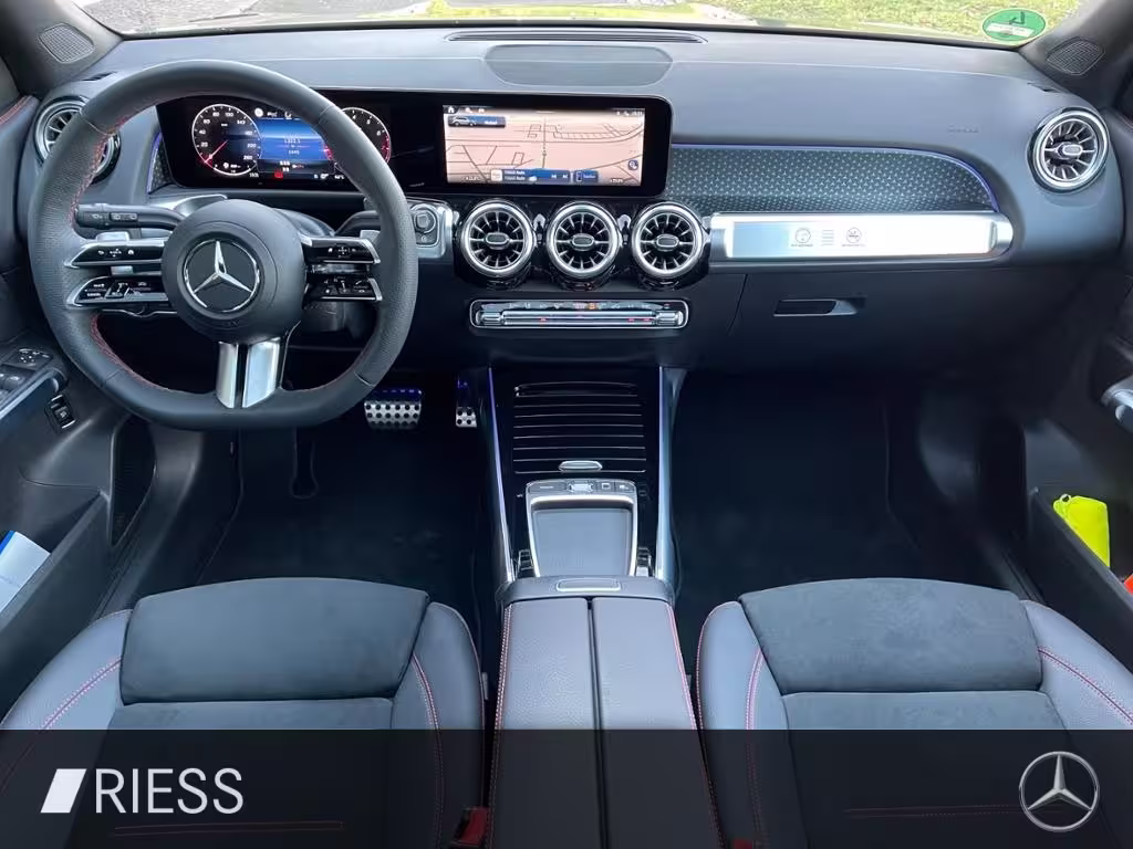 Mercedes-Benz GLB 220 4M AMG+AHK+PANO+MULTIBEAM+7-SITZER+DISTR GLB 220 - Bild 12