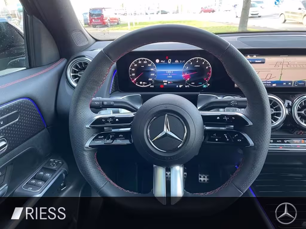 Mercedes-Benz GLB 220 4M AMG+AHK+PANO+MULTIBEAM+7-SITZER+DISTR GLB 220 - Bild 13