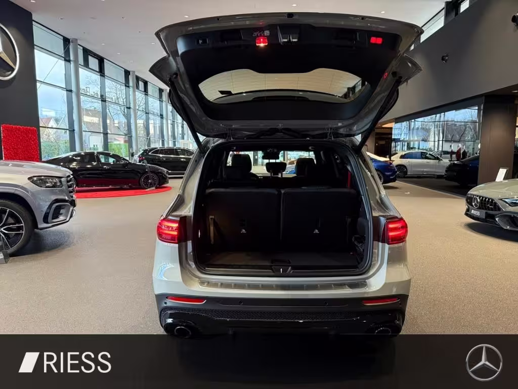 Mercedes-Benz GLB 35 AMG PANO+AHK+HUD+DISTR+MULTIB+KEYL+7SITZE GLB 35 AMG - Bild 19