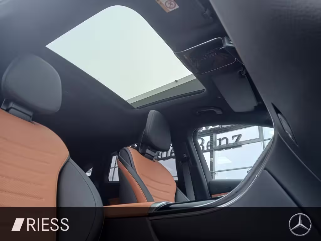 Mercedes-Benz GLC 300 4M Coupé AMG+PANO+AHK+DIGI L+KEYL+DISTR+360 GLC 300 - Bild 13