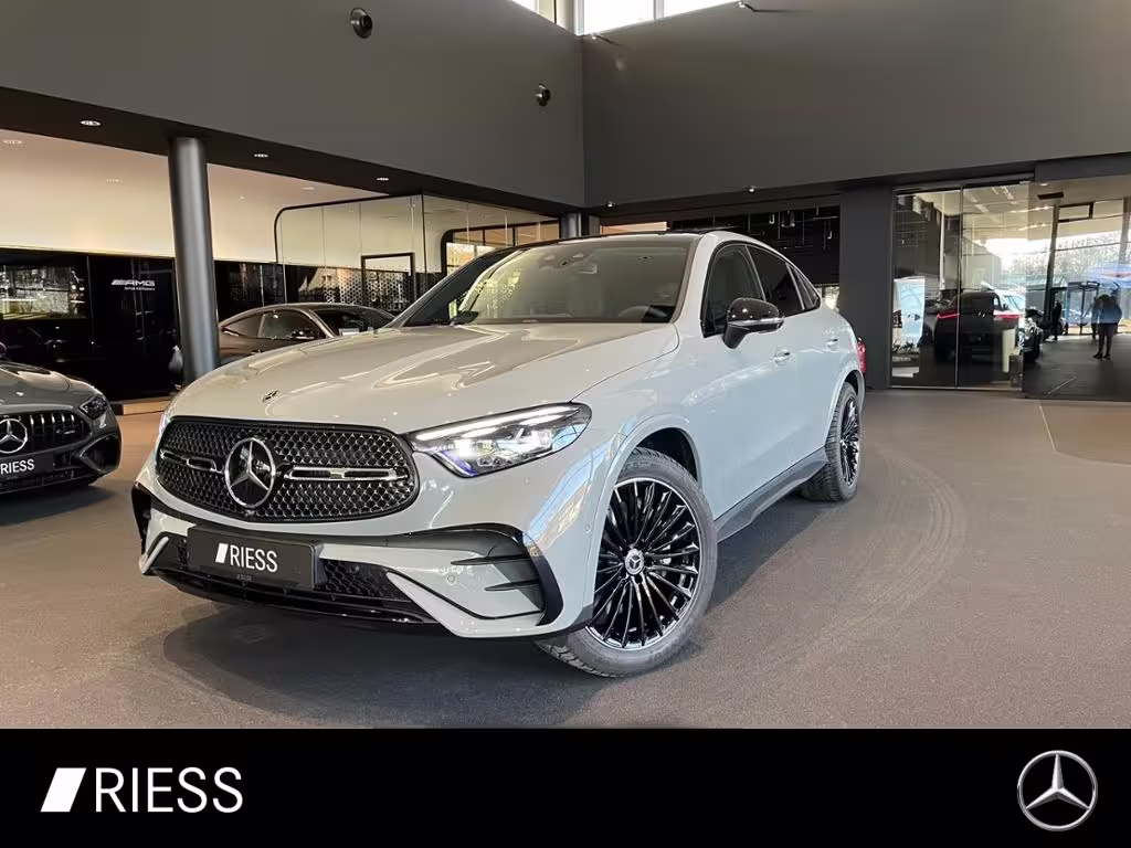 Mercedes-Benz GLC 300 4M Coupé AMG+PANO+AHK+DISTR+KEYL+DIGI LIGHT