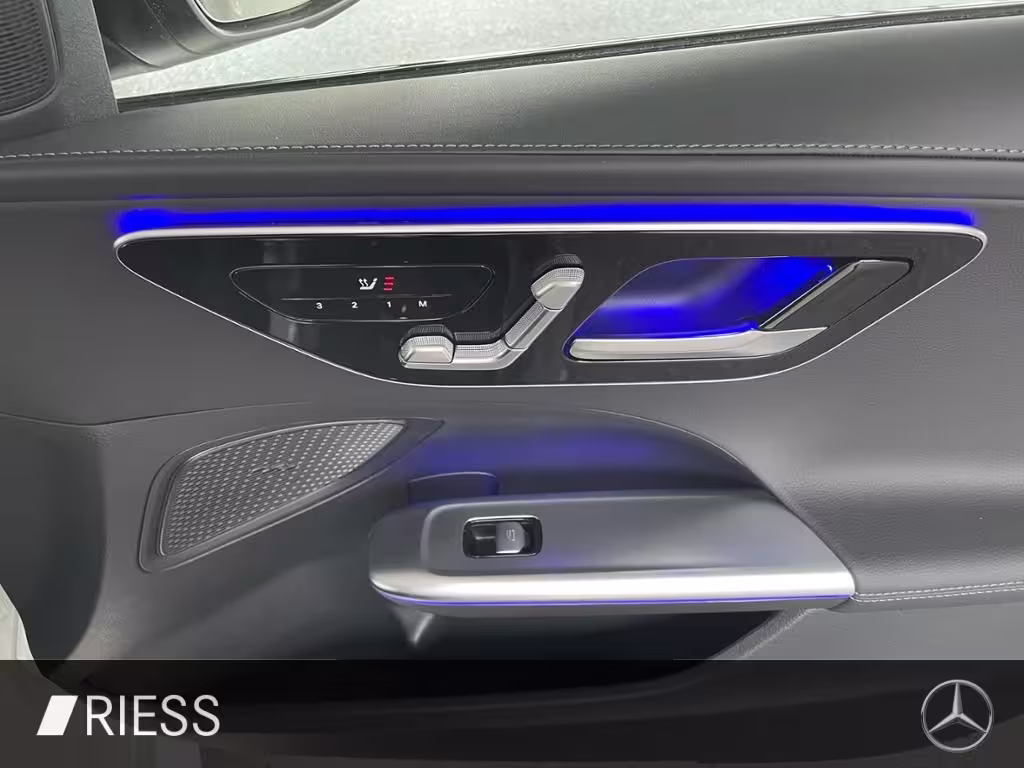 Mercedes-Benz C 300 4M T AMG+AHK+PANO+DIGITAL-LIGHT+HANDS-FREE C 300 - Bild 9