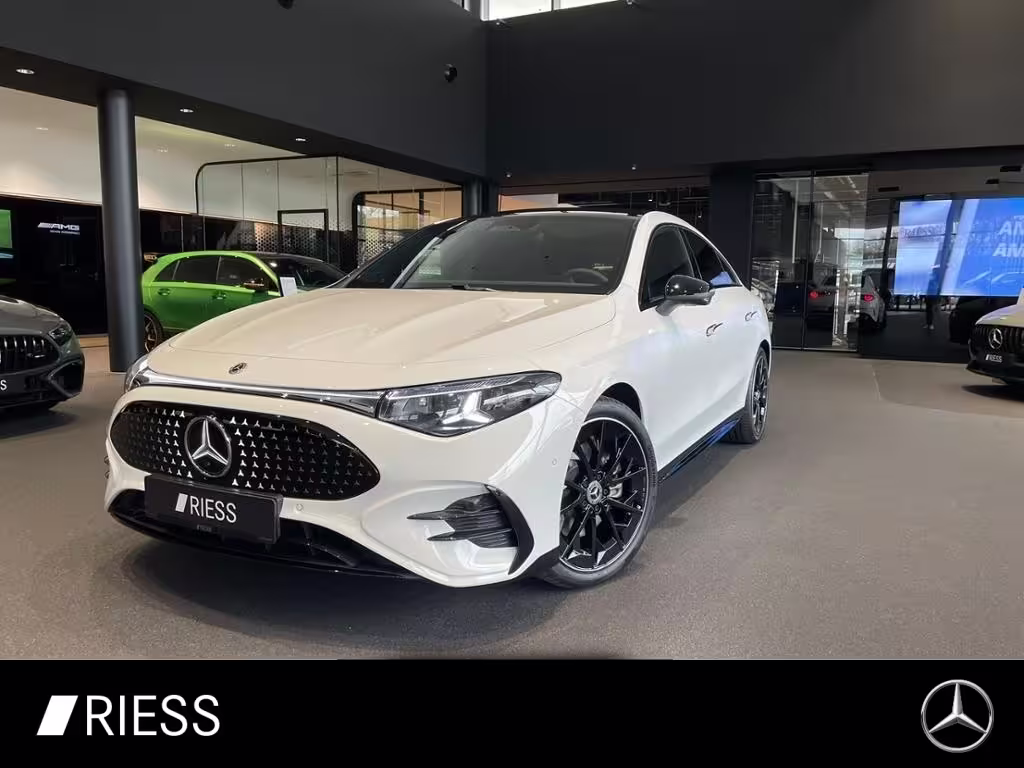 Mercedes-Benz CLA 350 EQ AMG+AHK+DISTRONIC+MULTIBEAM+KEYLESS+