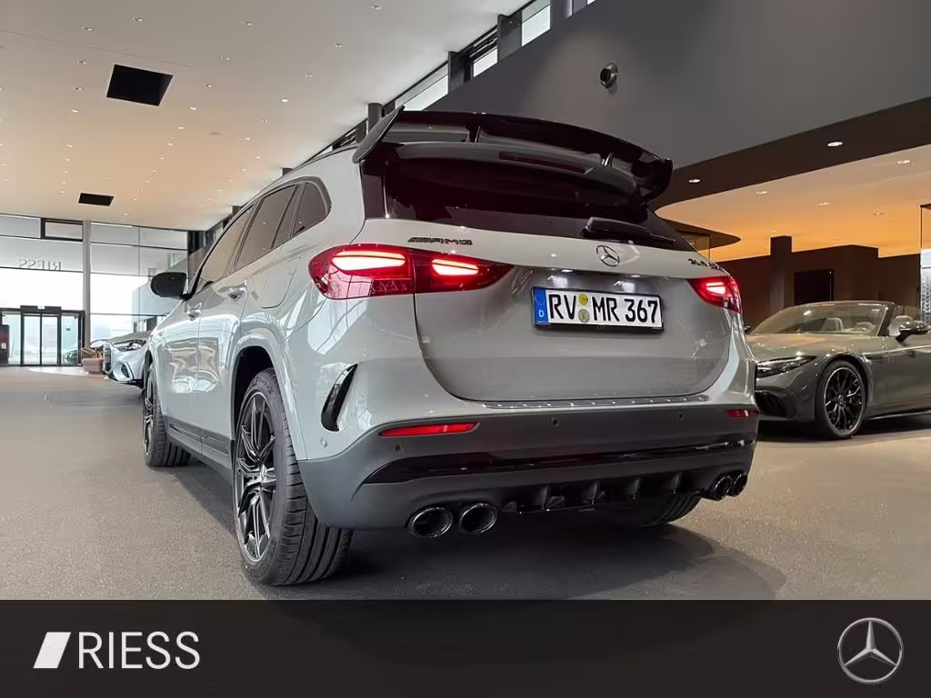 Mercedes-Benz GLA 45 S AMG PANO+HUD+PERF SITZE+MULTIB+KEYL+360 GLA 45 AMG - Bild 20