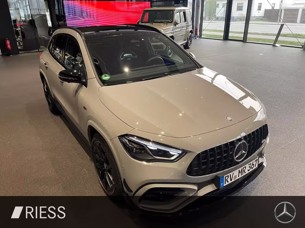 Mercedes-Benz GLA 45 S AMG PANO+HUD+PERF SITZE+MULTIB+KEYL+360 GLA 45 AMG - Bild 9