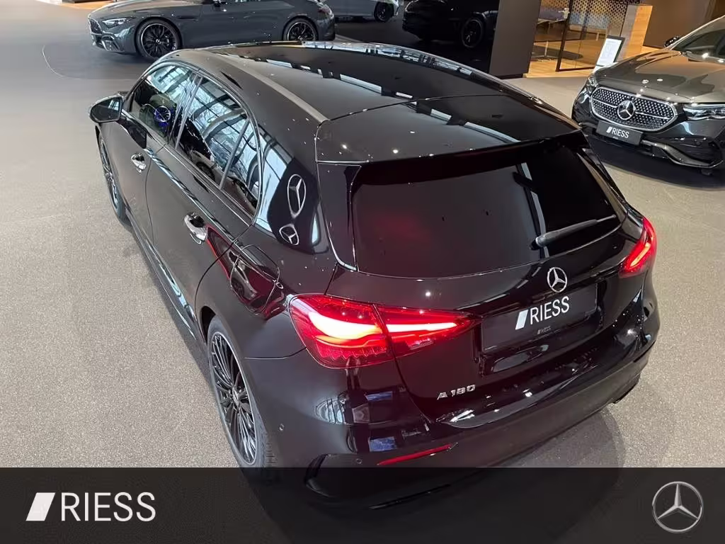 Mercedes-Benz A 180 AMG+DISTRONIC+TOTWKL+MULTIBEAM+KEYLESS+360 A 180 - Bild 7