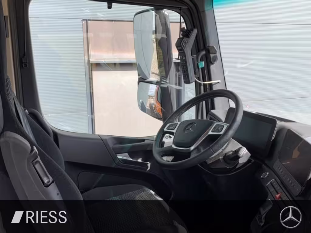Mercedes-Benz Arocs 2551 L Abrollkipper mit HAD, gelenkter liftbarer NLA und Hiab Abrollkipper Ultima 21 S ANDERE - Bild 6