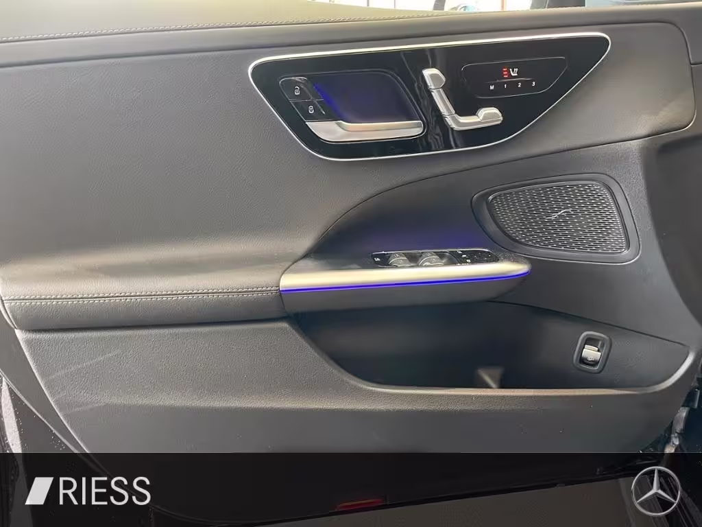 Mercedes-Benz C 300 T 4M AMG+PANO+DISTRONIC+LED+KEYLESS+MEMORY C 300 - Bild 4