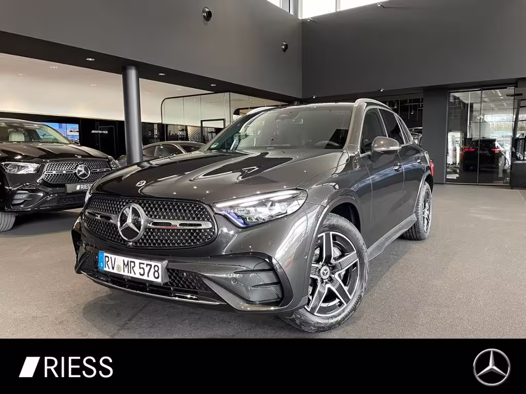 Mercedes-Benz GLC 300 4M AMG+DISTRONIC+DIGI LIGHT+TOTWKL+360°+