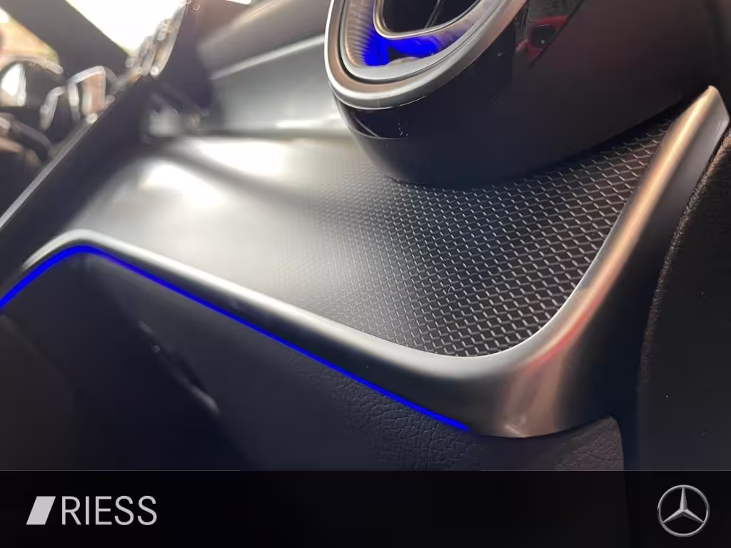 Mercedes-Benz GLC 300 4M AMG+DISTRONIC+DIGI LIGHT+TOTWKL+360°+ GLC 300 - Bild 12
