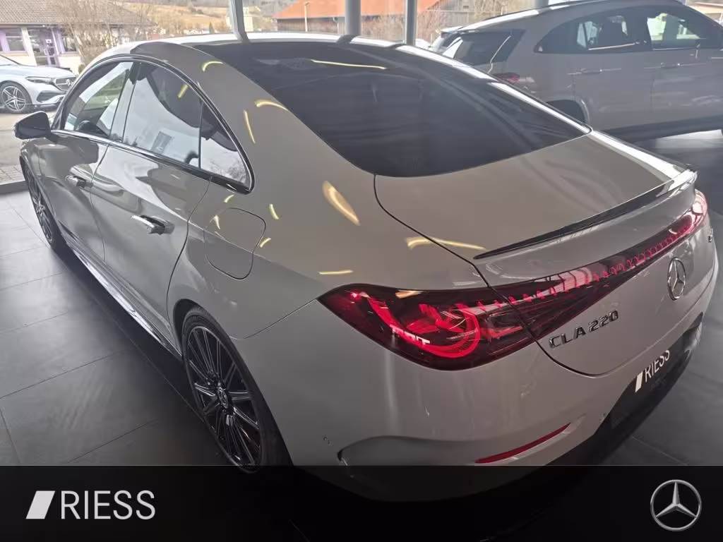 Mercedes-Benz CLA 220 4M AMG+AHK+SUPERSCREEN+HANDS-FREE+360°+ CLA 220 - Bild 6