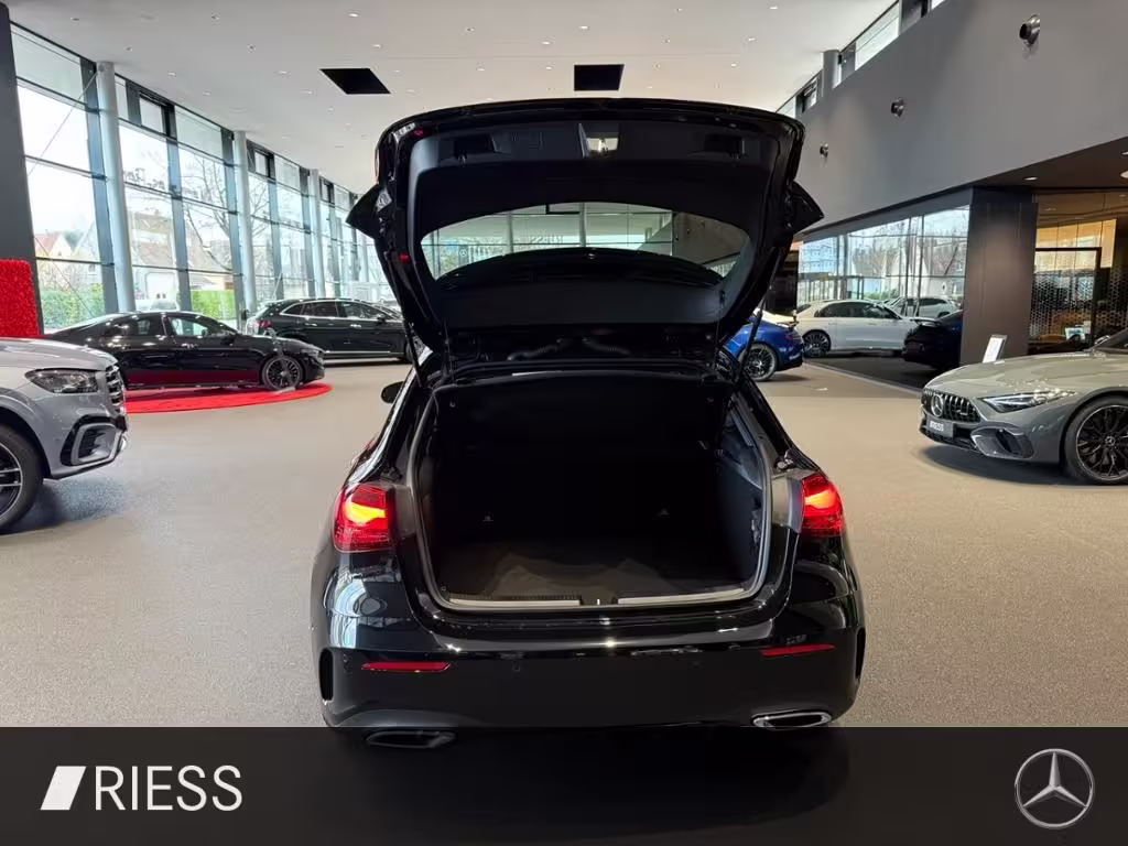 Mercedes-Benz A 200 AMG+PANO+MULTIBEAM+KEYLESS+TOTWKL+360°+ A 200 - Bild 17