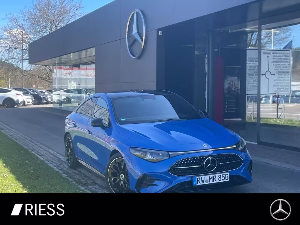 Mercedes-Benz CLA 200 4M AMG+AHK+PANO+MULTIB+19+KEYL+MB.DRIVE