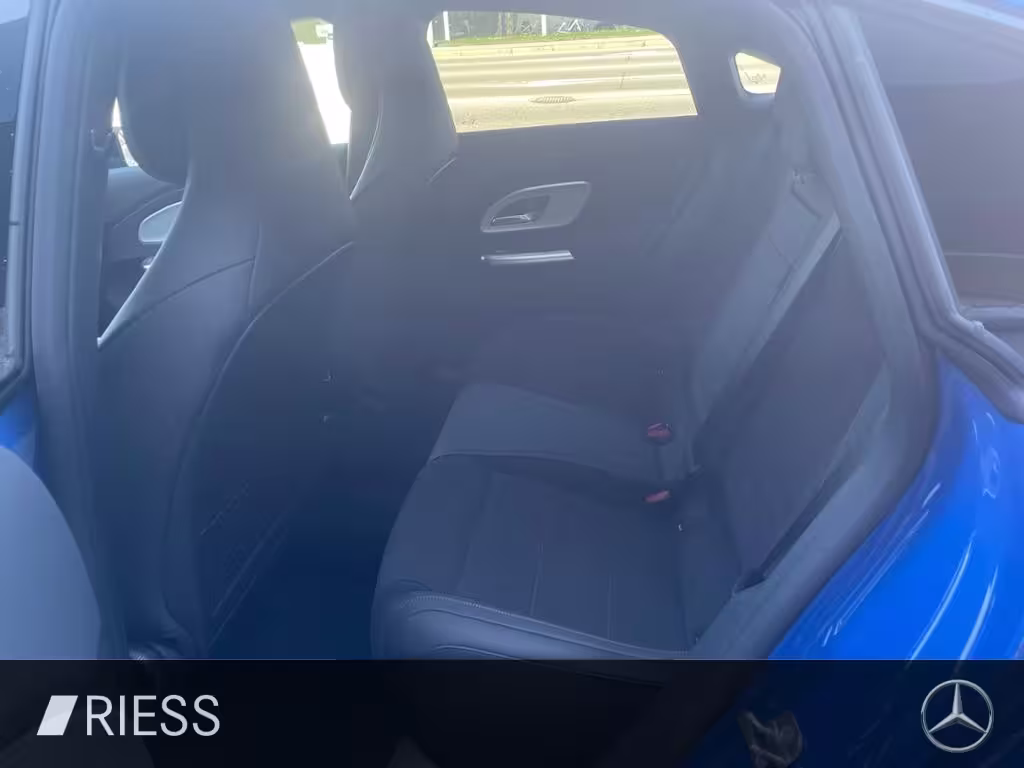 Mercedes-Benz CLA 200 4M AMG+AHK+PANO+MULTIB+19+KEYL+MB.DRIVE CLA 200 - Bild 5