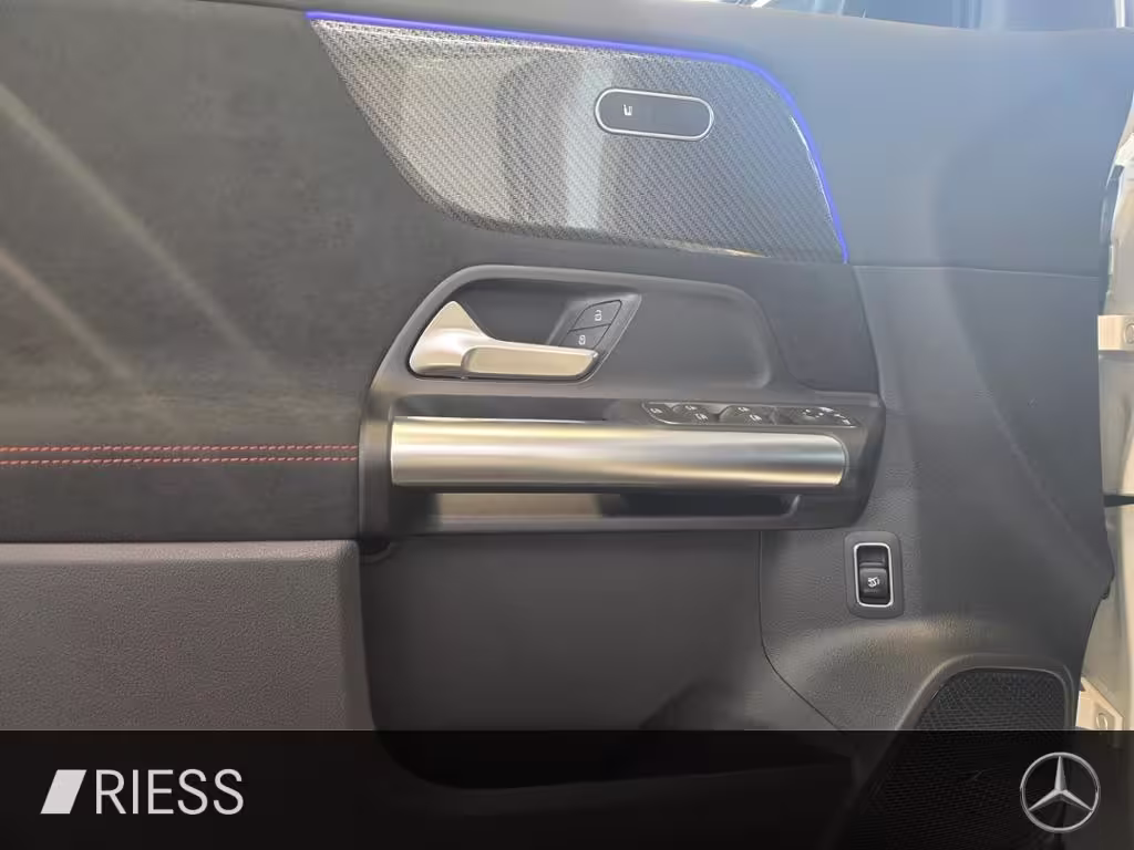 Mercedes-Benz GLA 200 AMG+AHK+PANO+19+MULTIBEAM+360°+SOUNDSYS GLA 200 - Bild 4