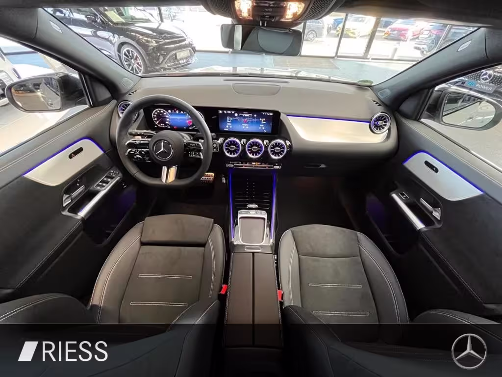 Mercedes-Benz GLA 200 AMG SE+AHK+PANO+360°+DISTRONIC+HANDSFREE GLA 200 - Bild 12