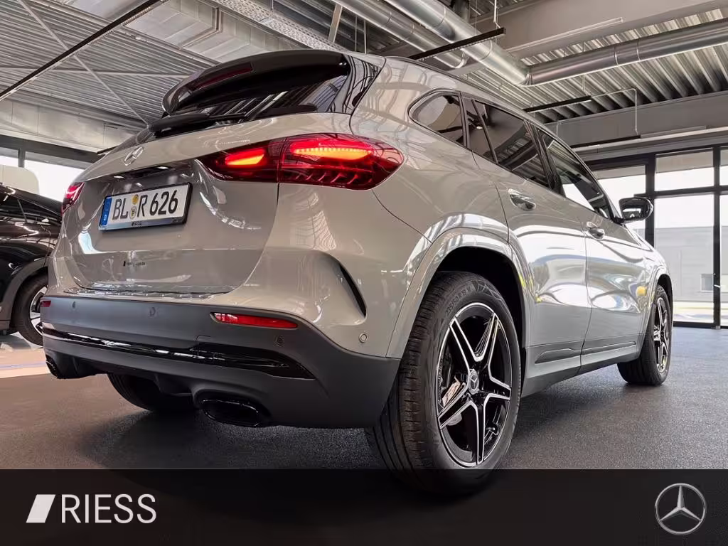 Mercedes-Benz GLA 200 AMG SE+AHK+PANO+360°+DISTRONIC+HANDSFREE GLA 200 - Bild 7