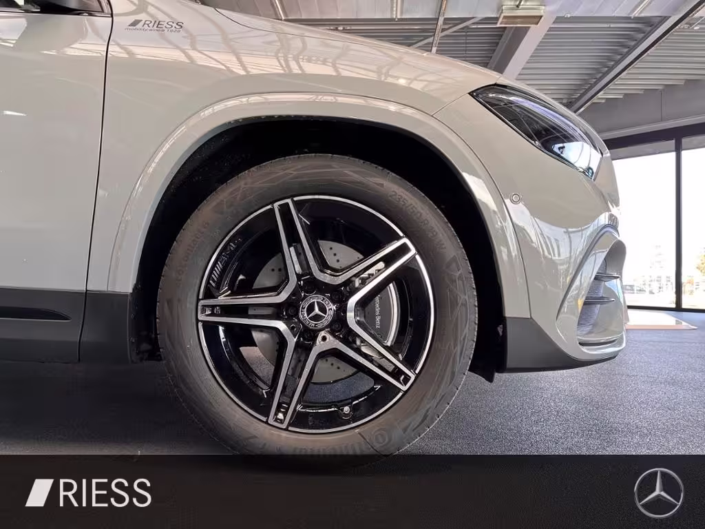 Mercedes-Benz GLA 200 AMG SE+AHK+PANO+360°+DISTRONIC+HANDSFREE GLA 200 - Bild 9