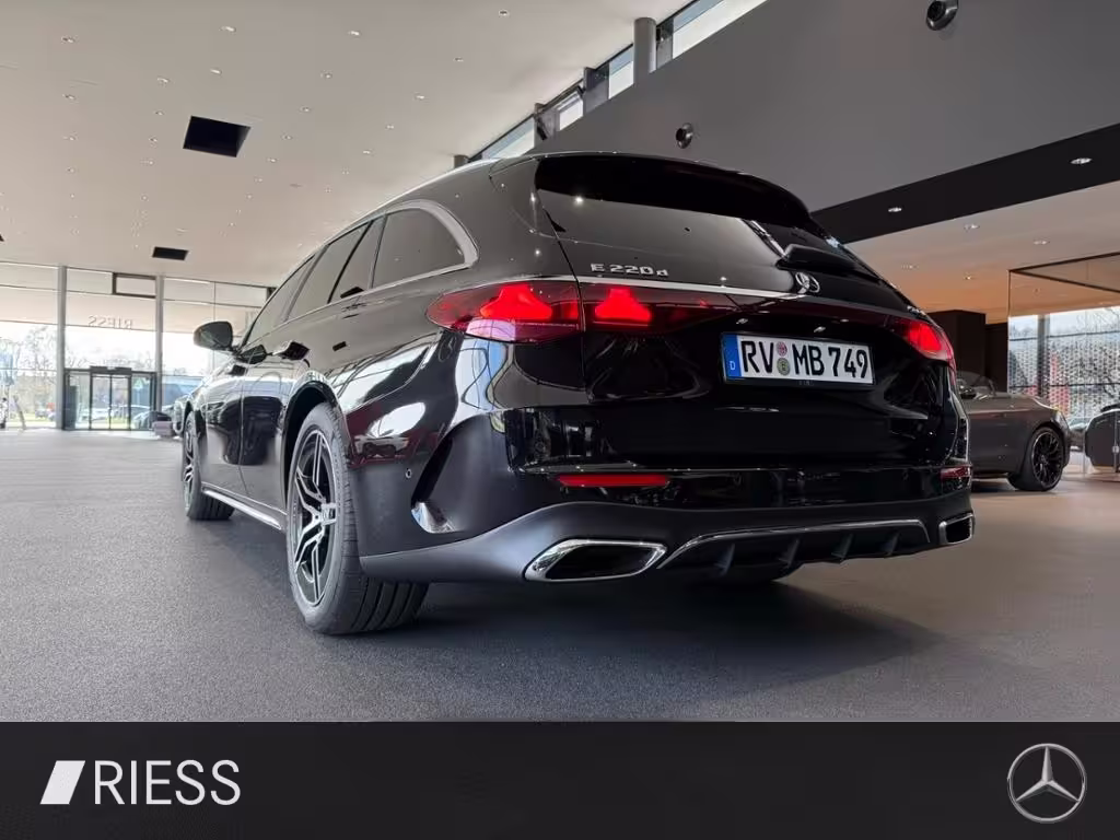 Mercedes-Benz E 220 d T 4M AMG+PANO+DISTRONIC+DIGI LIGHT+KEYL+ E 220 - Bild 18