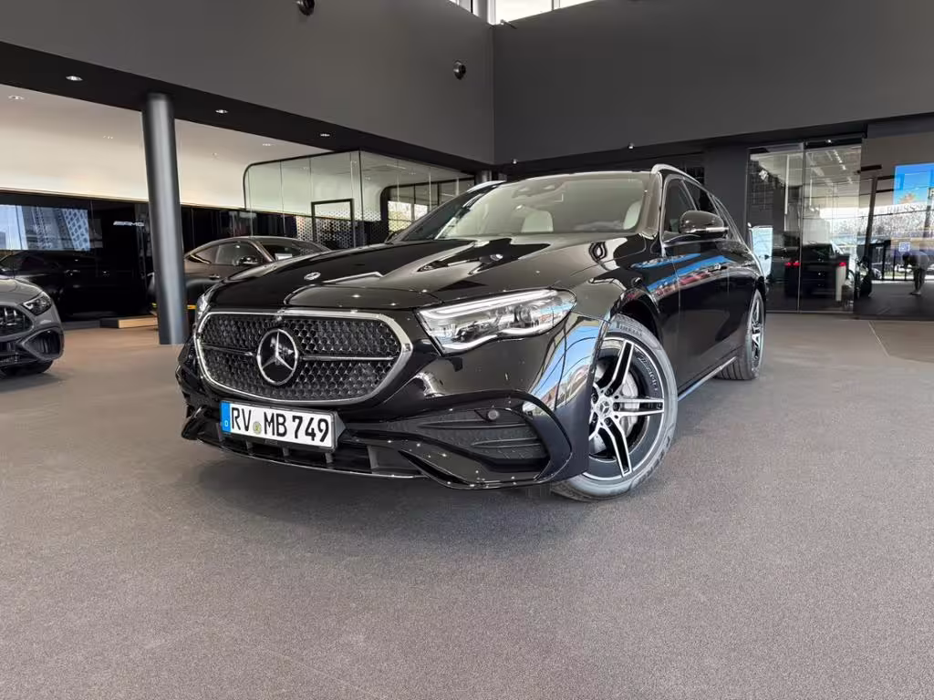 Mercedes-Benz E 220 d T 4M AMG+PANO+DISTRONIC+DIGI LIGHT+KEYL+ E 220 - Bild 2