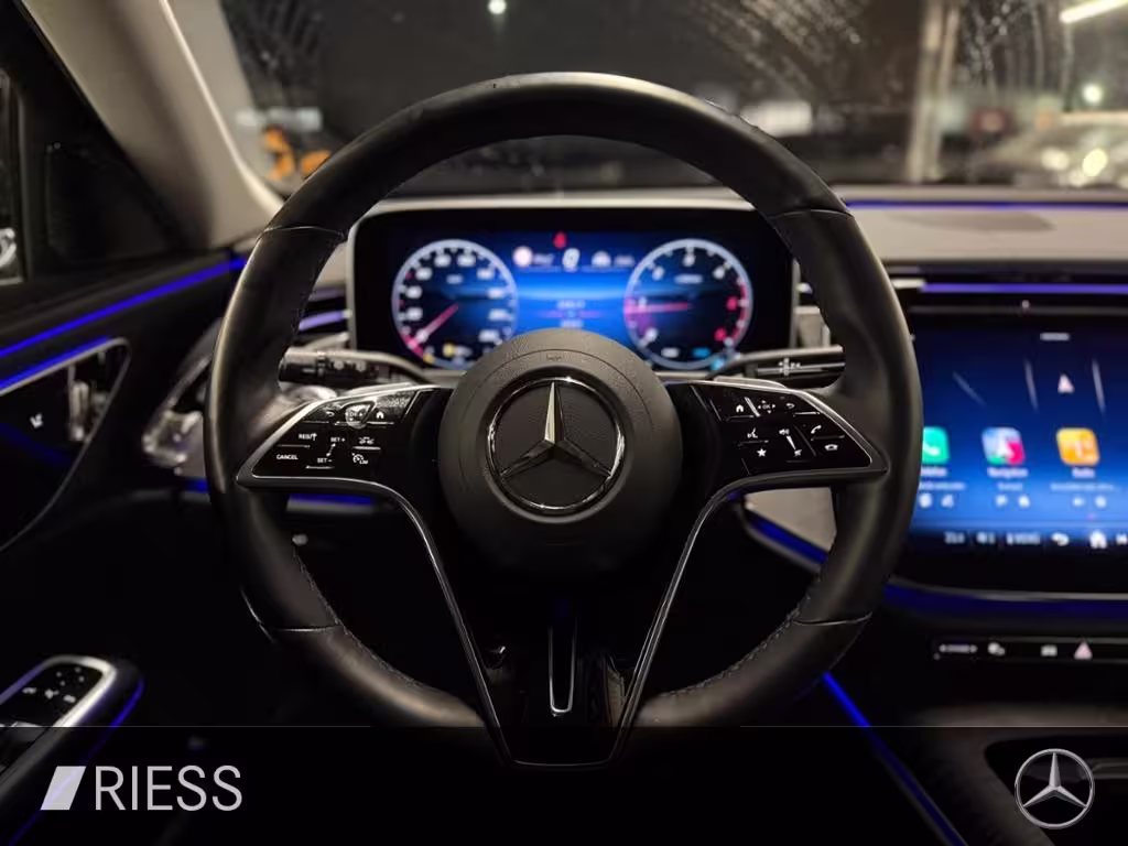 Mercedes-Benz E 220 d T Avantgarde Navi LED Distr WPaket AHK Kamera E 220 - Bild 14