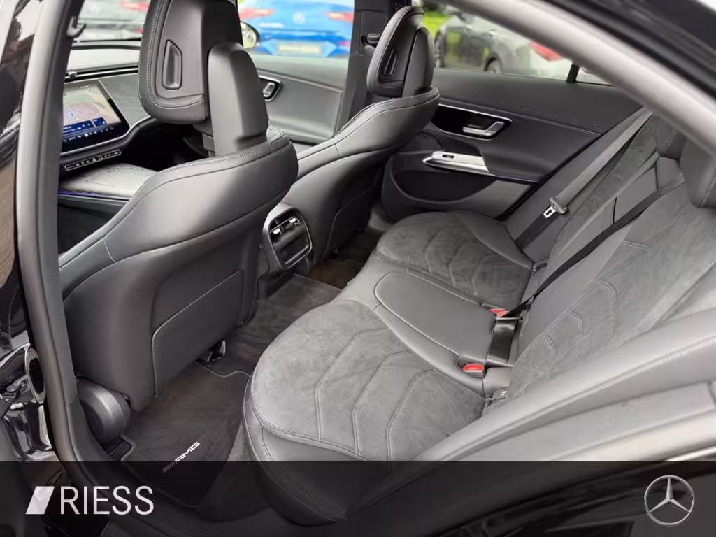 Mercedes-Benz E 300 de AMG Sport Night Distr AHK Pano 360 20 E 300 - Bild 7