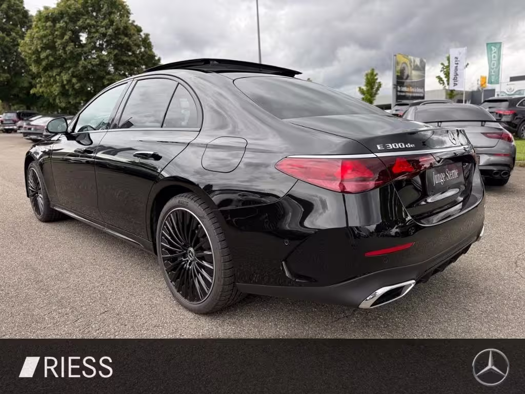 Mercedes-Benz E 300 de AMG Sport Night Distr AHK Pano 360 20 E 300 - Bild 8