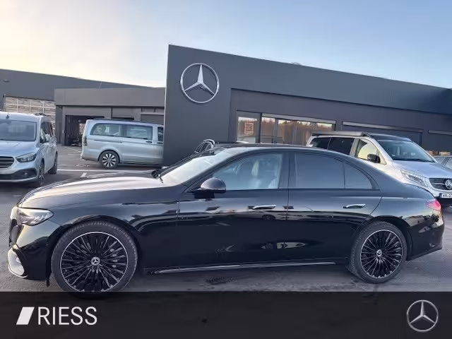 Mercedes-Benz E 200 AMG Sport Night Distr Pano AHK W-Paket 20 E 200 - Bild 4