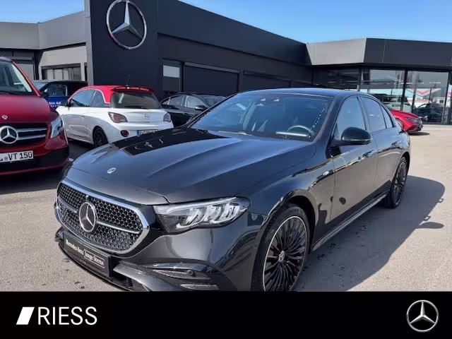 Mercedes-Benz E 300 de AMG Sport Night Distr Pano AHK 360 20