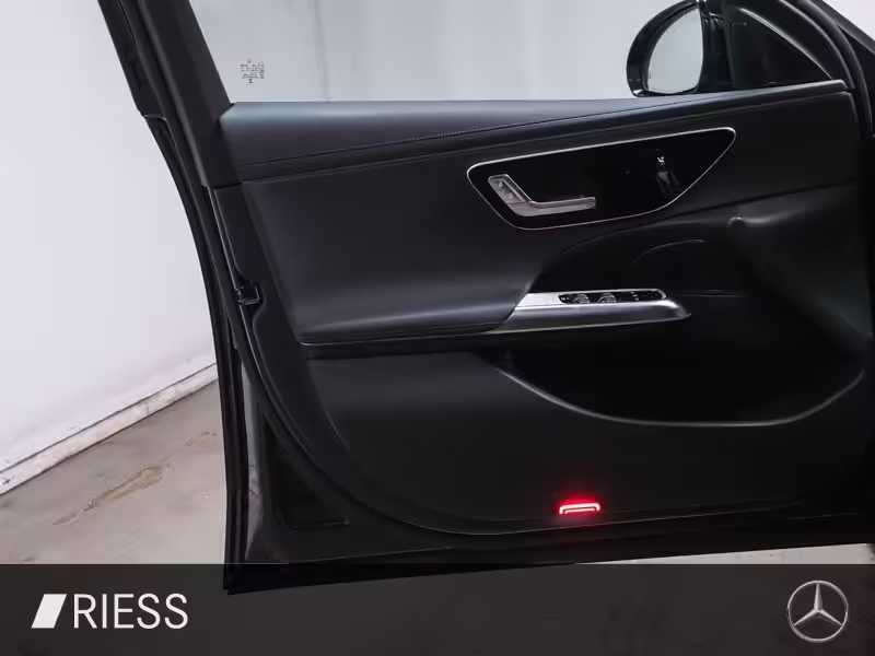 Mercedes-Benz E 300 de AMG Sport Night Distr AHK Superscreen E 300 - Bild 10