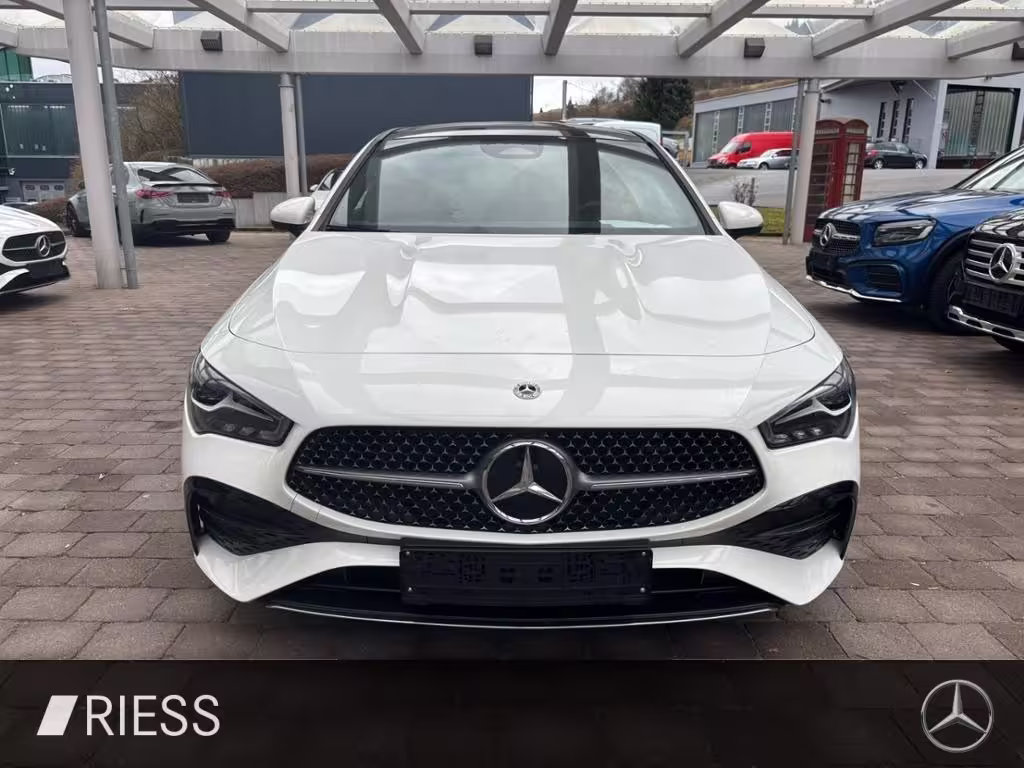 Mercedes-Benz CLA 220 d SB AMG Sport Distr Navi LED Pano Ambi CLA 220 Shooting Brake - Bild 3