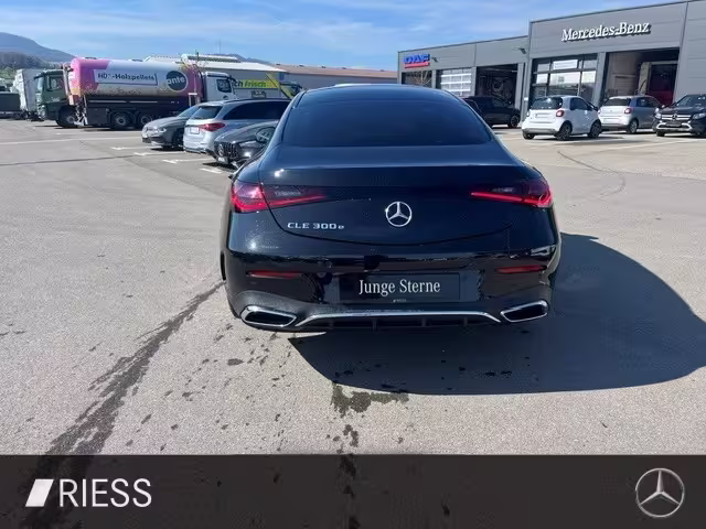 Mercedes-Benz CLE 300 e AMG Sport DIGITAL LIght Pano Distr 19 CLE 300 - Bild 7