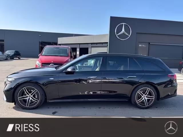 Mercedes-Benz E 300 e AMG Sport Night Superscreen Pano AHK E 300 - Bild 4