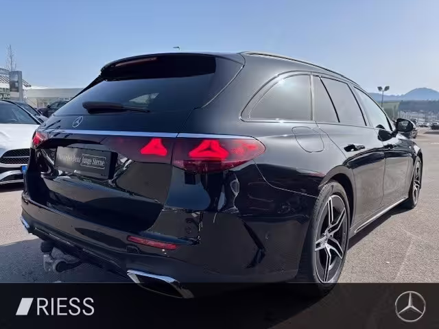 Mercedes-Benz E 300 e AMG Sport Night Superscreen Pano AHK E 300 - Bild 7