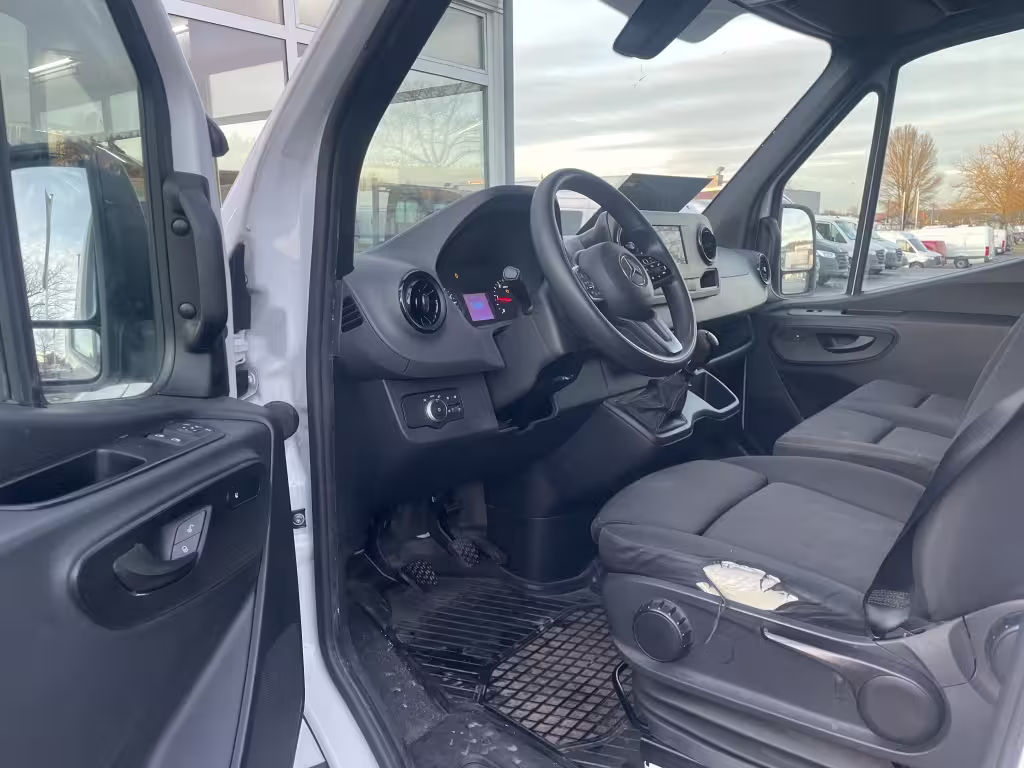 Mercedes-Benz Sprinter 317 CDI KA/3665/L2H2/MBUX/NAVI/360°/TEMPOMAT/ Sprinter - Bild 11