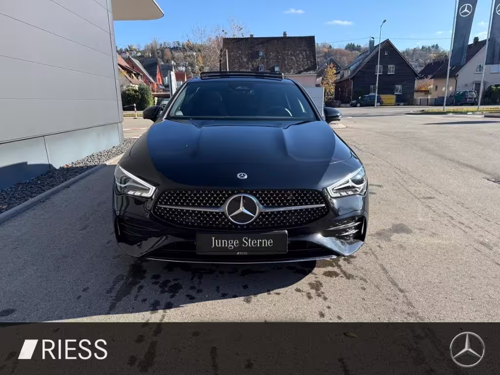 Mercedes-Benz CLA 180 SB AMG PREMI PANO KEYLESS 360 Sitz-Komfo CLA 180 Shooting Brake - Bild 3