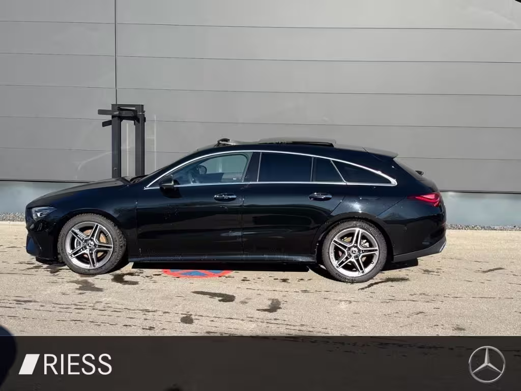 Mercedes-Benz CLA 180 SB AMG PREMI PANO KEYLESS 360 Sitz-Komfo CLA 180 Shooting Brake - Bild 4