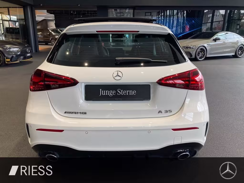 Mercedes-Benz A 35 AMG 4M Perf Lenk Pano Keyless W-Paket 19 A 35 AMG - Bild 11