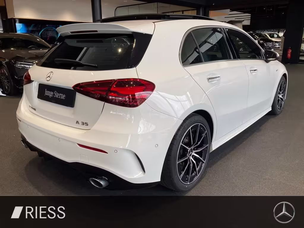 Mercedes-Benz A 35 AMG 4M Perf Lenk Pano Keyless W-Paket 19 A 35 AMG - Bild 12