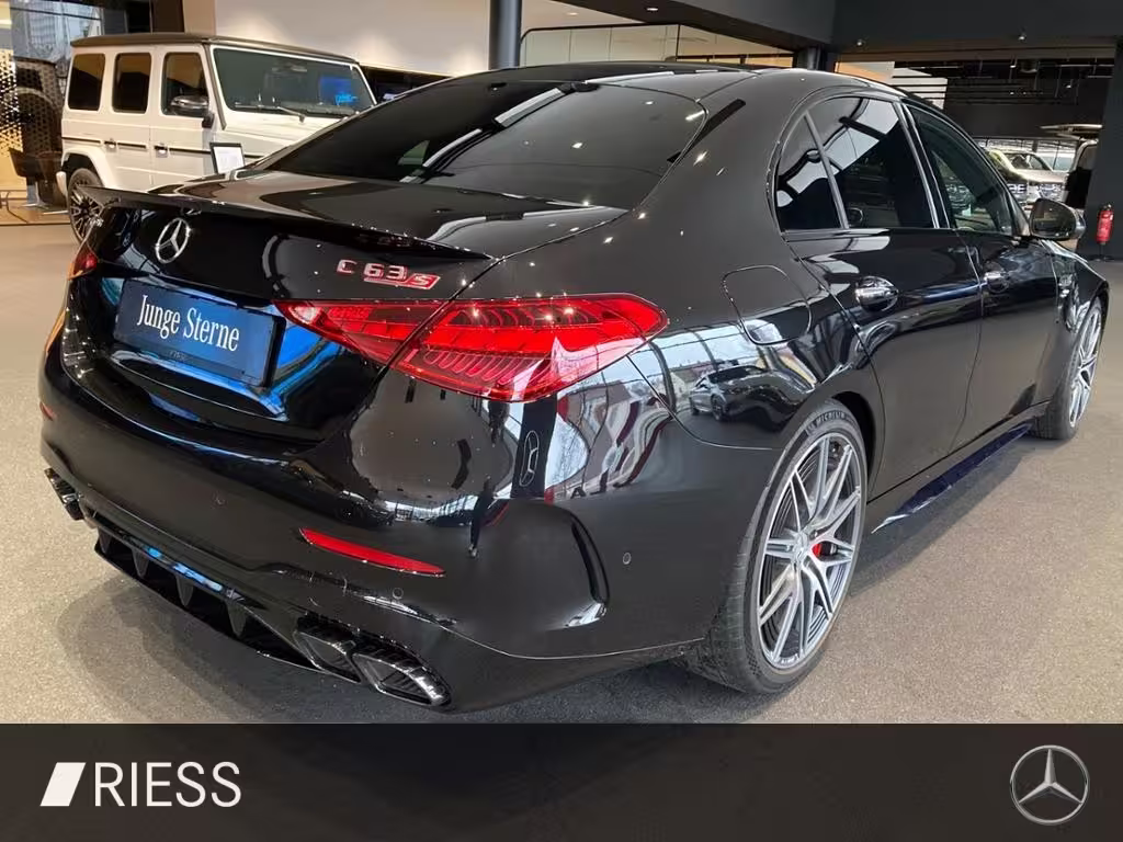 Mercedes-Benz C 63 AMG S E  PREMIUM+FAHRASSI+ NIGHT CARBON AUG C 63 AMG - Bild 18