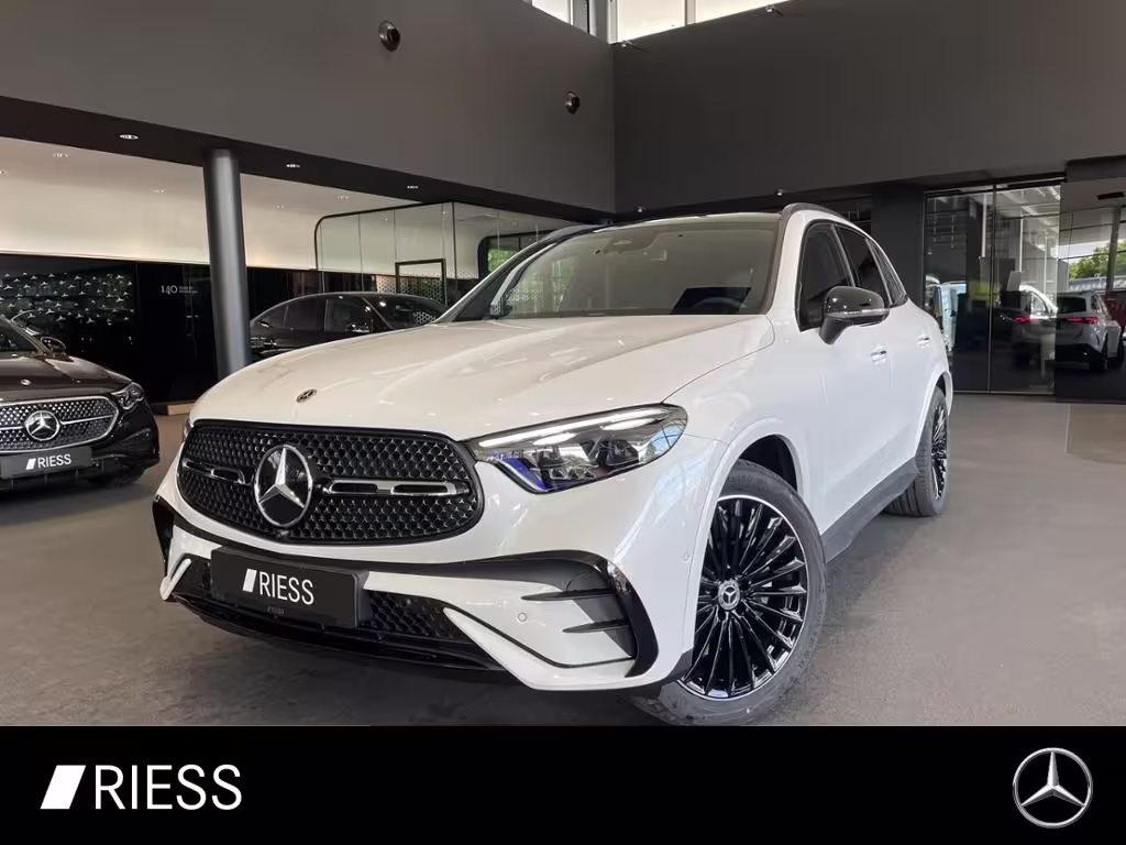Mercedes-Benz GLC 300 4M AMG+PANO+AHK+DISTR+DIGI L+KEYL+TOTWKL