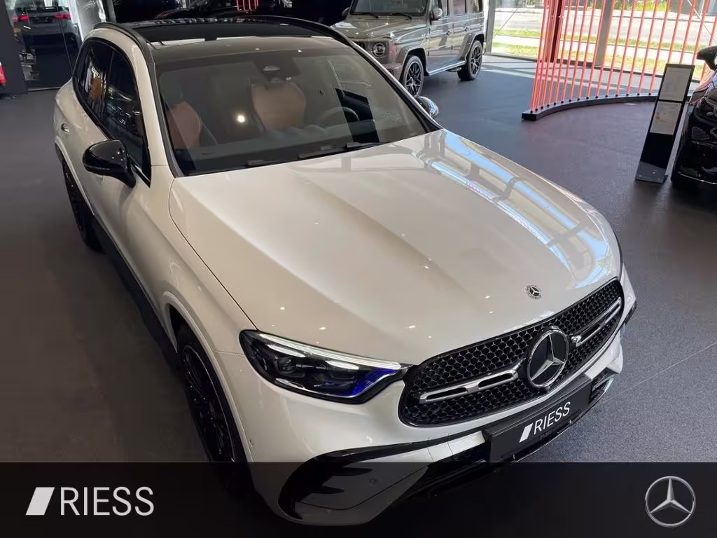Mercedes-Benz GLC 300 4M AMG+PANO+AHK+DISTR+DIGI L+KEYL+TOTWKL GLC 300 - Bild 10