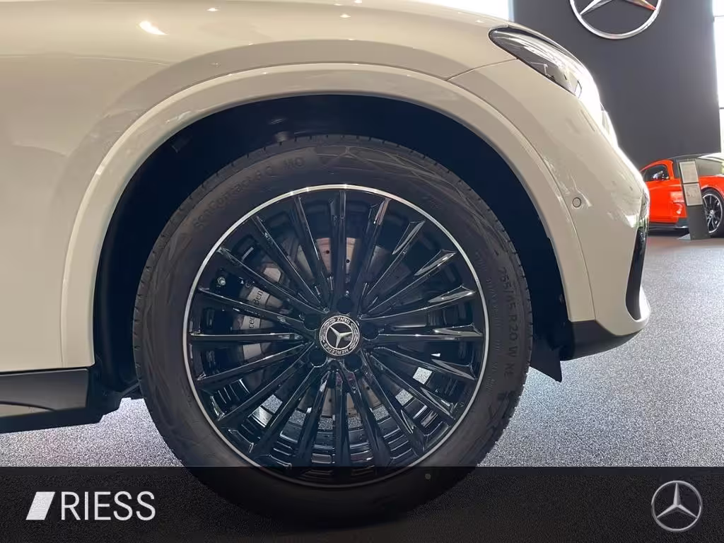 Mercedes-Benz GLC 300 4M AMG+PANO+AHK+DISTR+DIGI L+KEYL+TOTWKL GLC 300 - Bild 11