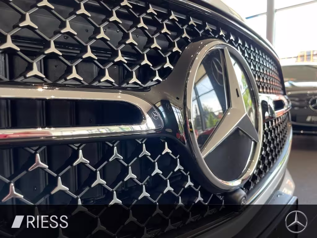 Mercedes-Benz GLC 300 4M AMG+PANO+AHK+DISTR+DIGI L+KEYL+TOTWKL GLC 300 - Bild 22