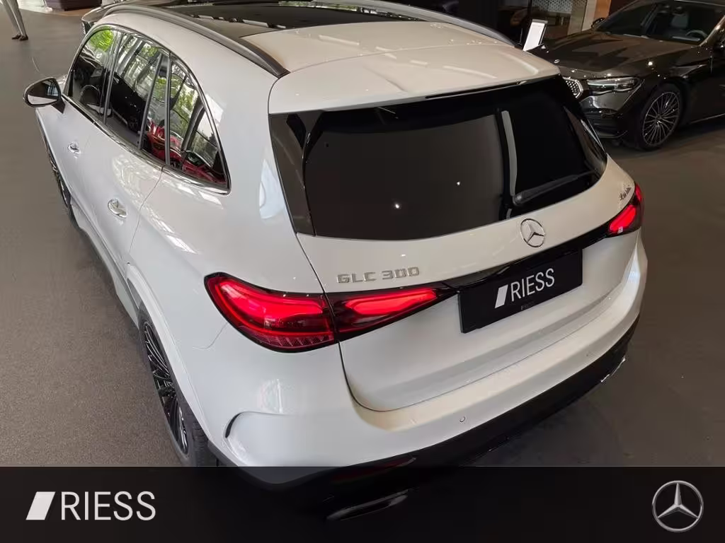 Mercedes-Benz GLC 300 4M AMG+PANO+AHK+DISTR+DIGI L+KEYL+TOTWKL GLC 300 - Bild 8