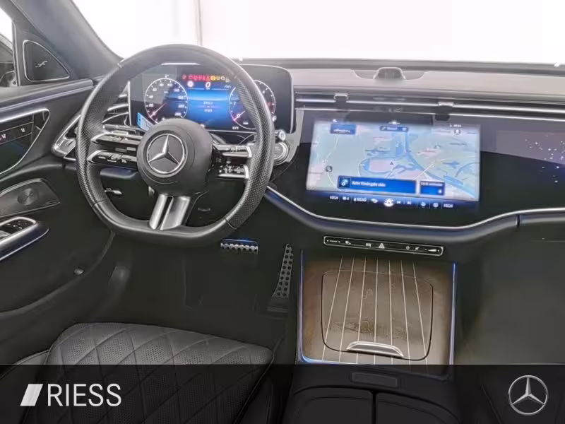 Mercedes-Benz E 220 d AMG Sport Night Distr Pano AHK Superscreen E 220 - Bild 6