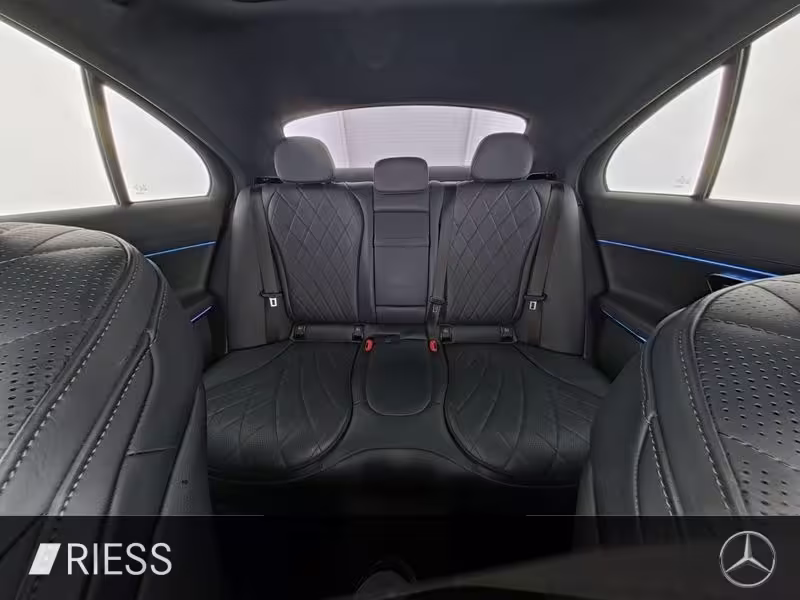 Mercedes-Benz E 220 d AMG Sport Night Distr Pano AHK Superscreen E 220 - Bild 8