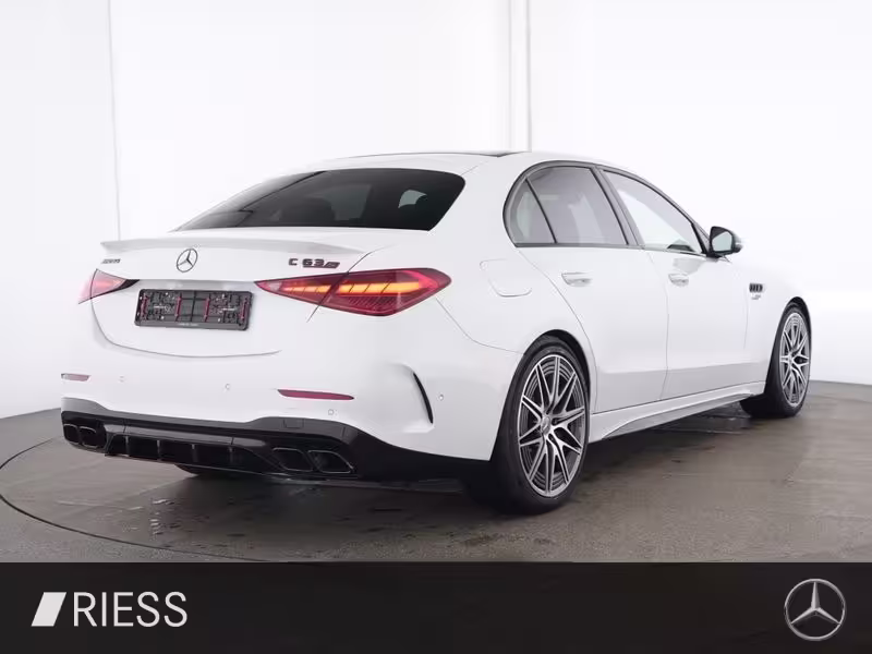 Mercedes-Benz C 63 AMG S E PERF Night Prem Plus Sitzkl Pano 360 C 63 AMG - Bild 3