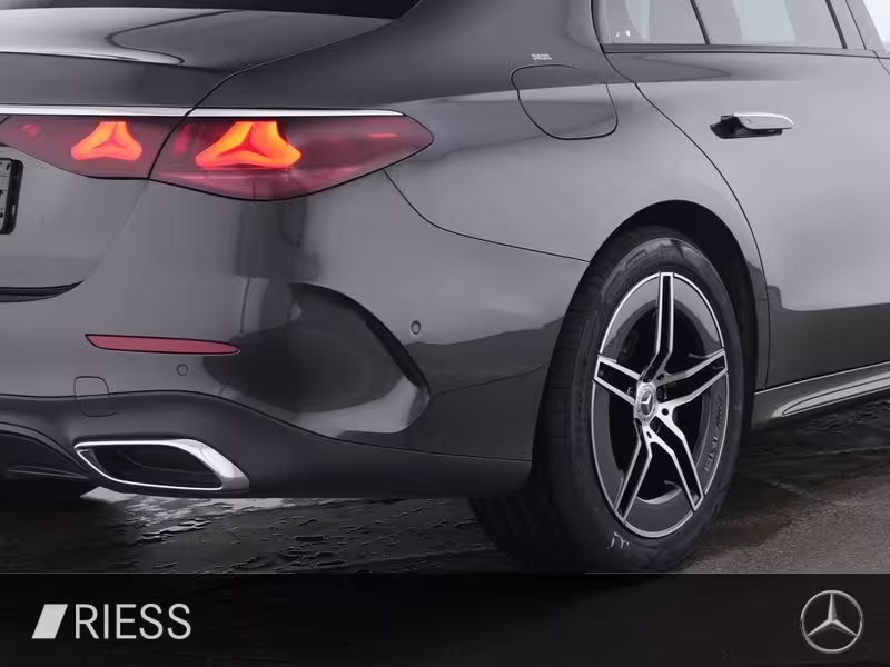 Mercedes-Benz E 220 d AMG Sport Night Distr Pano Keyless Kamera E 220 - Bild 5