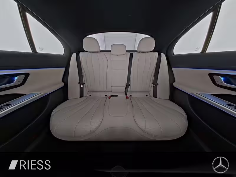 Mercedes-Benz E 220 d AMG Sport Distr Pano Sitzkl Standh Burmes E 220 - Bild 8